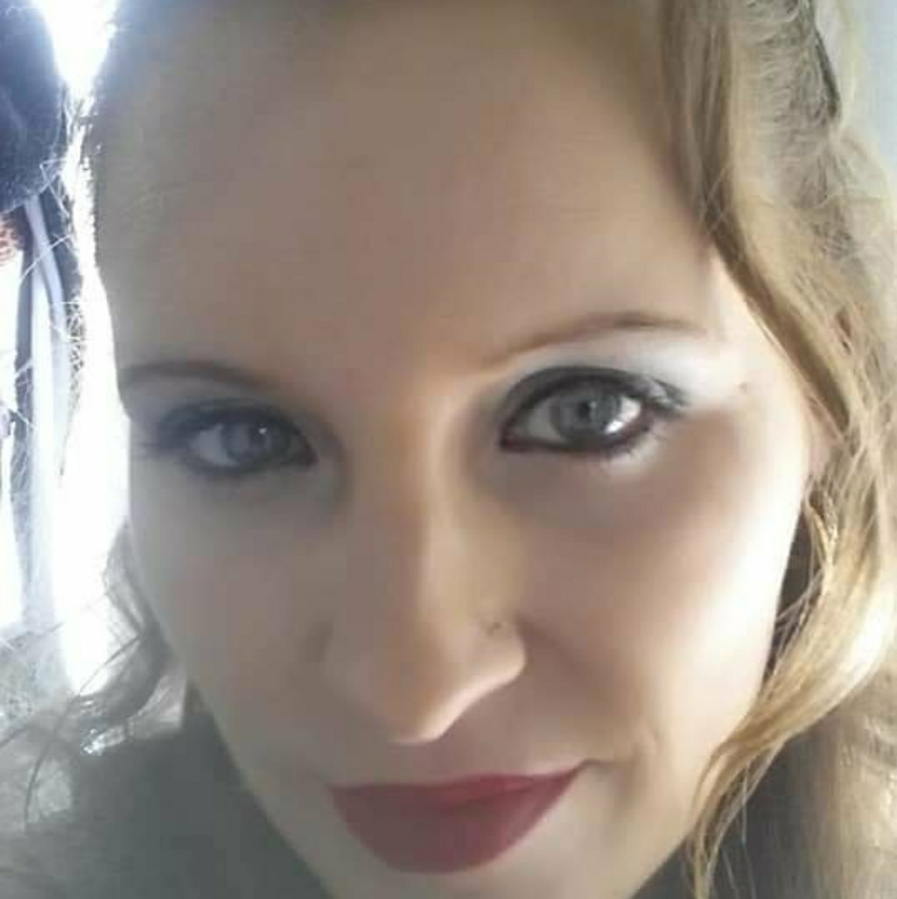 Meet your Posher, Stephani